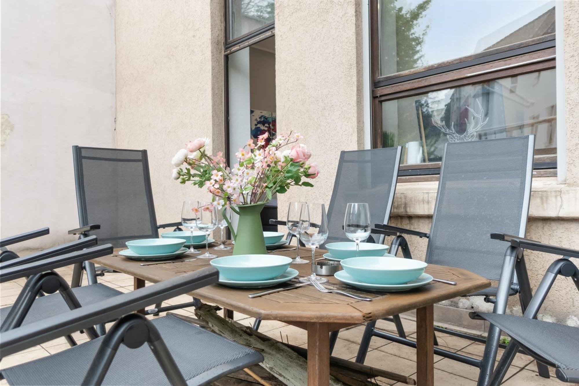 Tolles Design, Hochwertig, Vollausstattung, 3 Zimmer, Grosses Bad & Gaeste-Wc, Grosse Kueche, 3 X Smart Tv, 11 Min Zum Hbf Дуйсбург Экстерьер фото